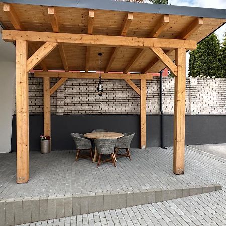 Appartamento Rezidence Kbely - Free Parking Praga Esterno foto