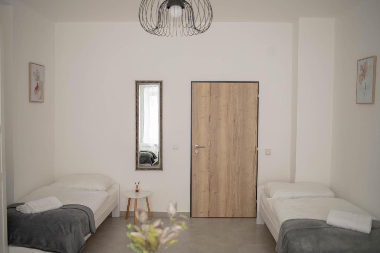 Appartamento Rezidence Kbely - Free Parking Praga Esterno foto