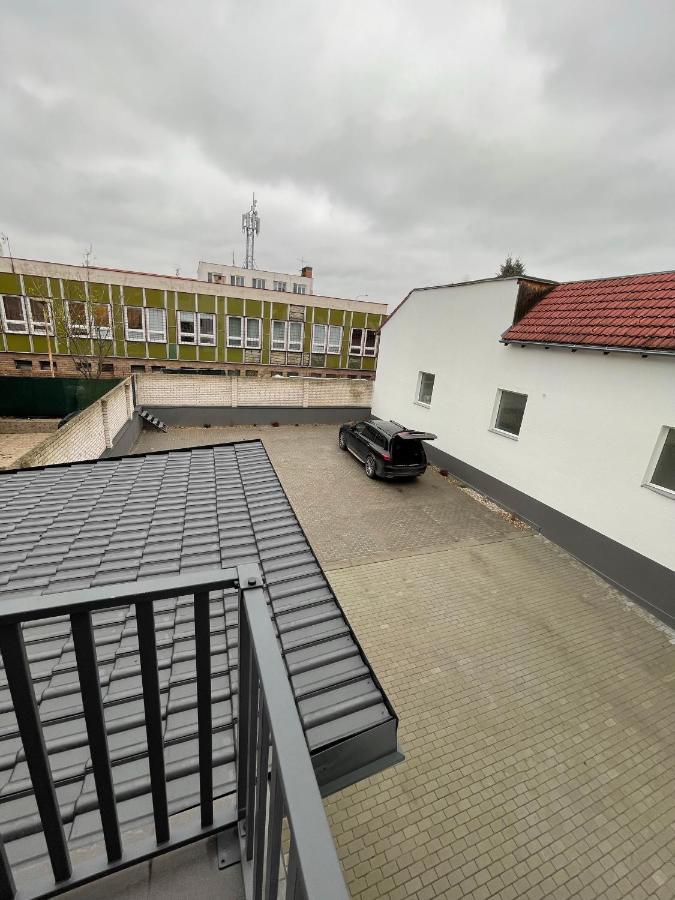 Appartamento Rezidence Kbely - Free Parking Praga Esterno foto