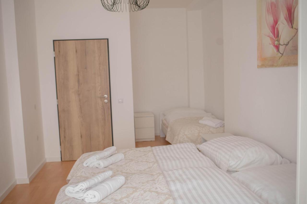 Appartamento Rezidence Kbely - Free Parking Praga Esterno foto