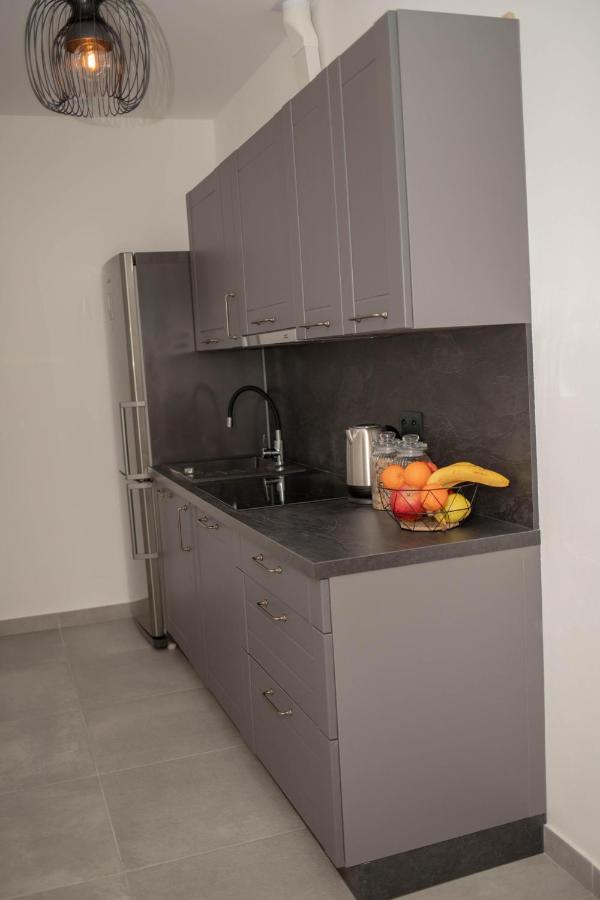 Appartamento Rezidence Kbely - Free Parking Praga Esterno foto