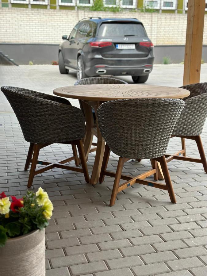 Appartamento Rezidence Kbely - Free Parking Praga Esterno foto